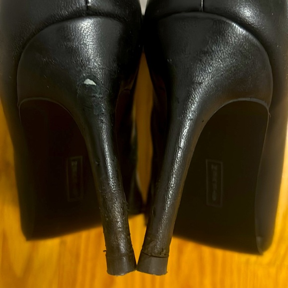 Steve Madden Booties - Picture 7 of 7